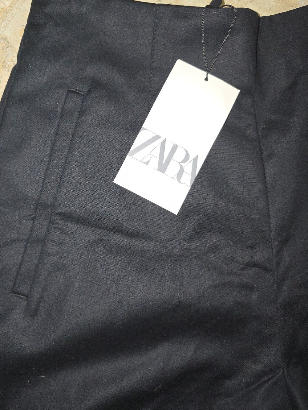 NWT Zara Black High-waisted Flat Front Tailored Shorts Medium Side Zip - Picture 3 of 5